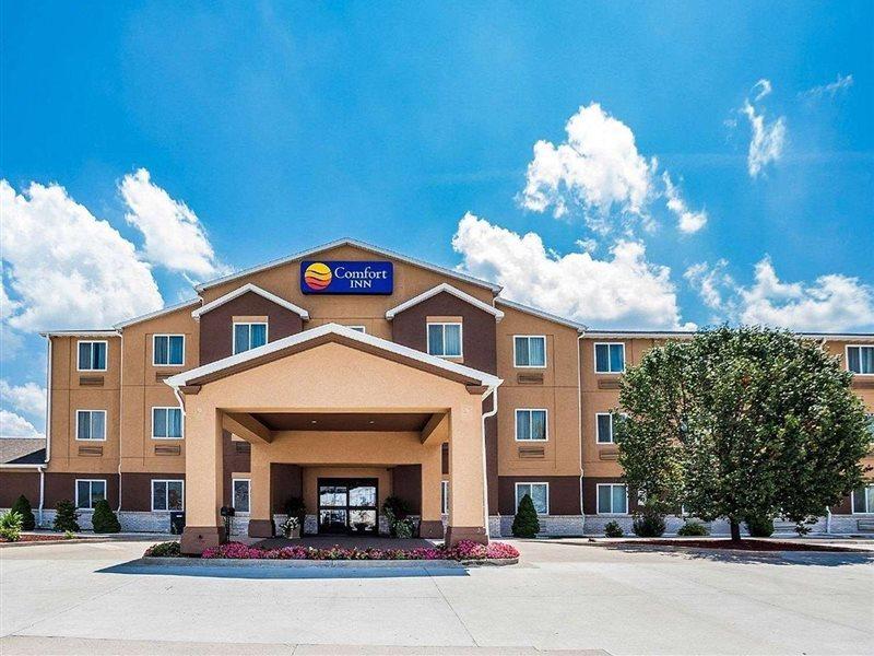 Comfort Inn & Suites Moberly Екстериор снимка