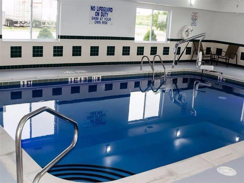 Comfort Inn & Suites Moberly Екстериор снимка
