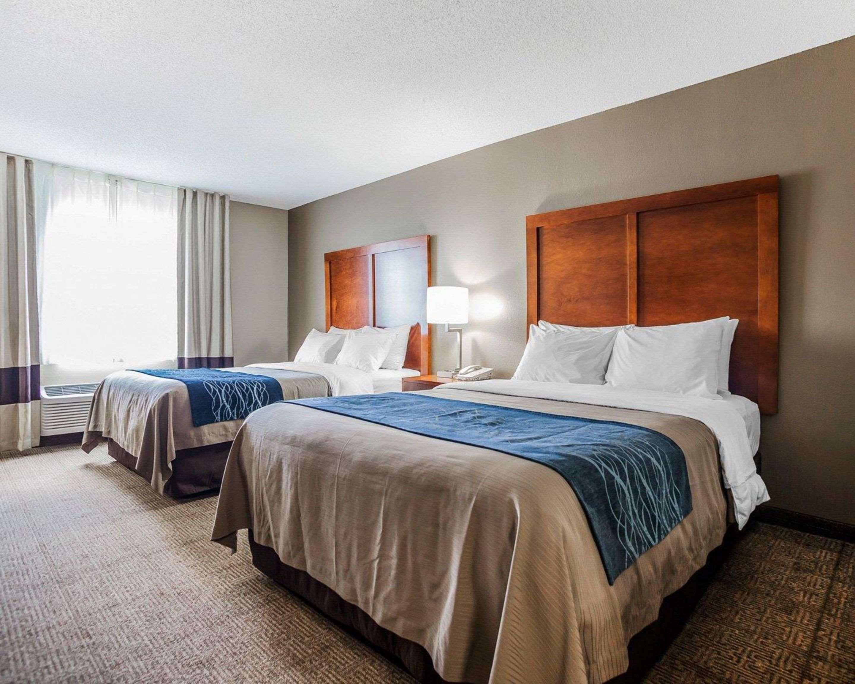 Comfort Inn & Suites Moberly Екстериор снимка