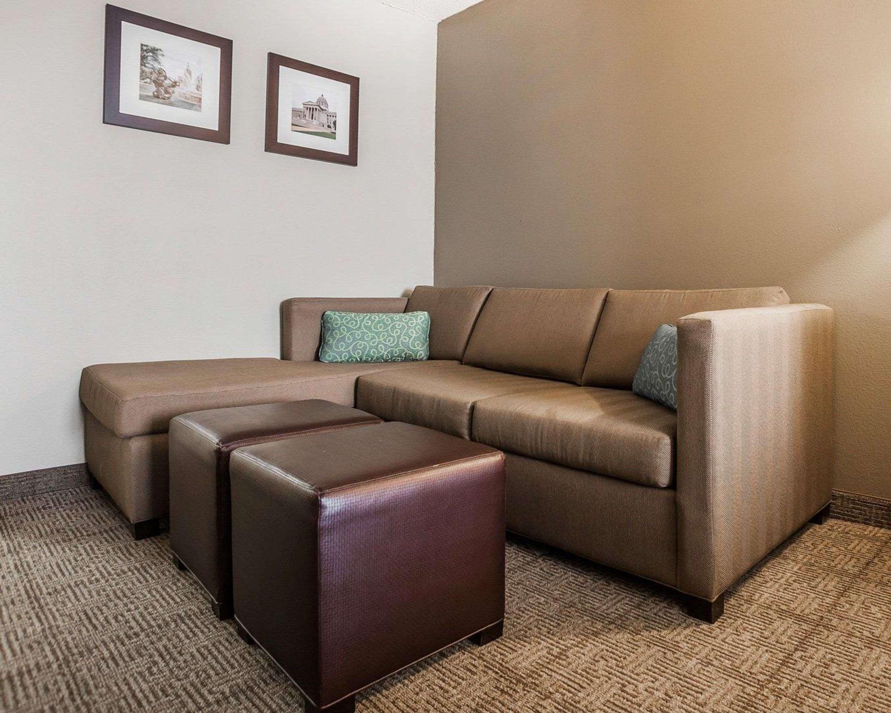 Comfort Inn & Suites Moberly Екстериор снимка