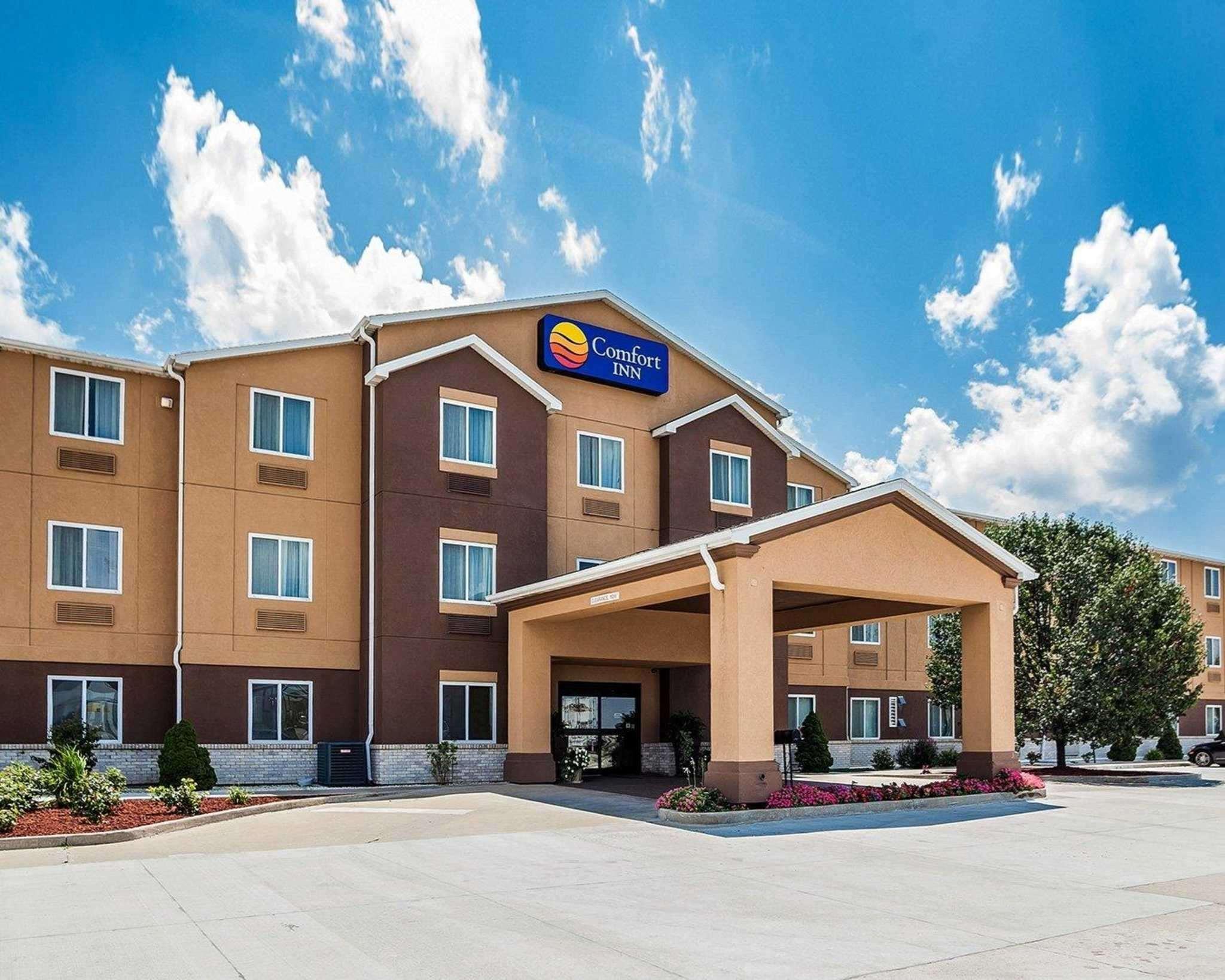 Comfort Inn & Suites Moberly Екстериор снимка