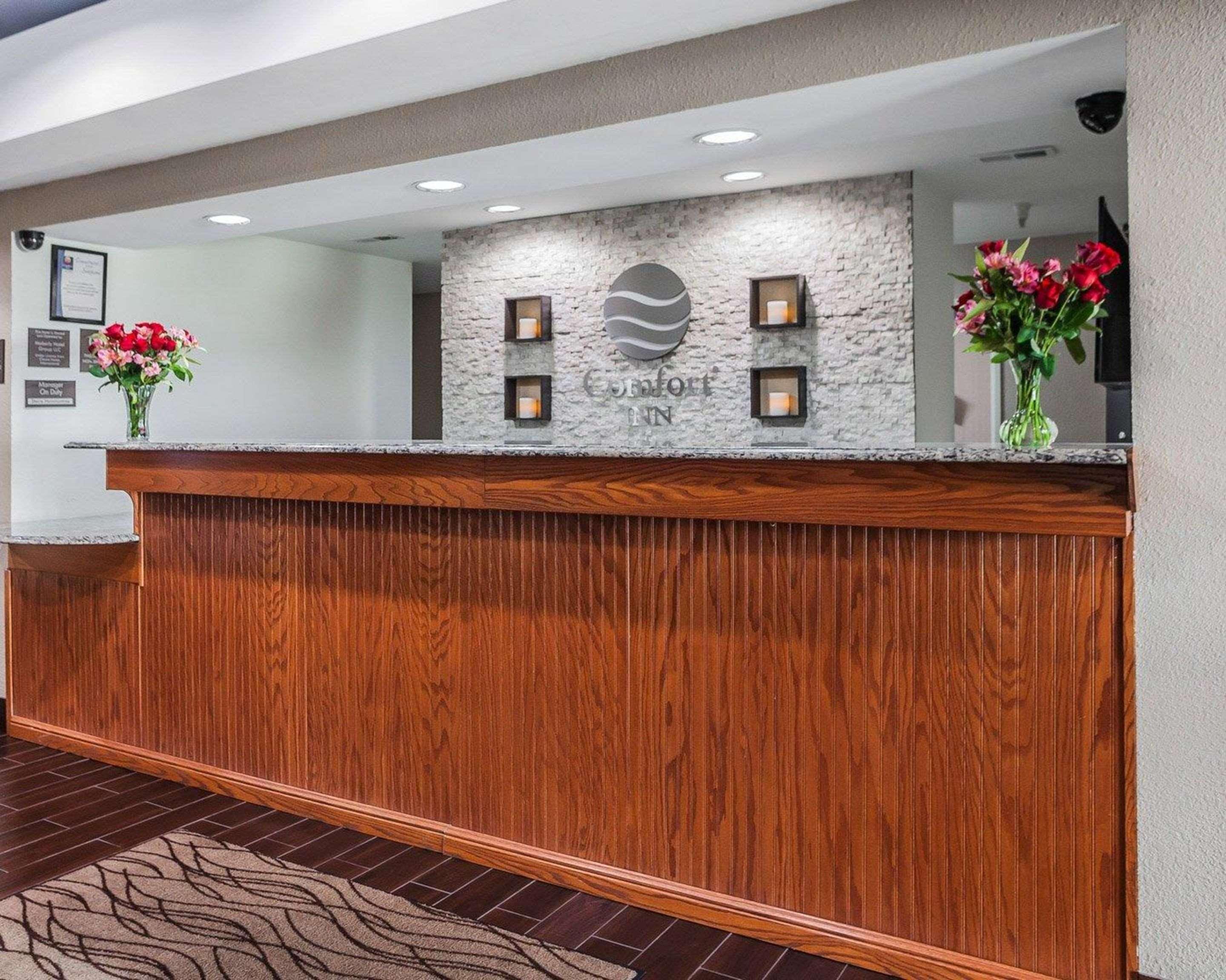 Comfort Inn & Suites Moberly Екстериор снимка
