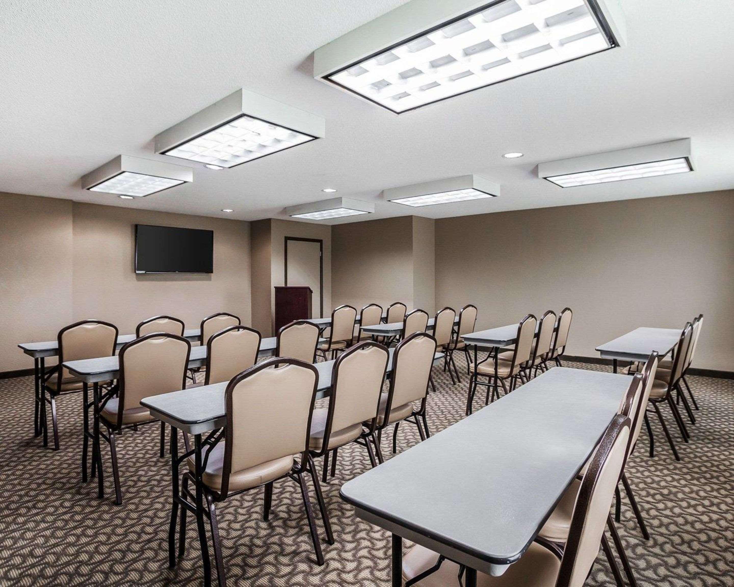 Comfort Inn & Suites Moberly Екстериор снимка